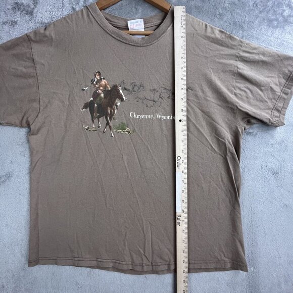Vintage Cheyenne Wyoming T Shirt Mens Large Native American Horse Art Hanes Comf - Picture 6 of 10